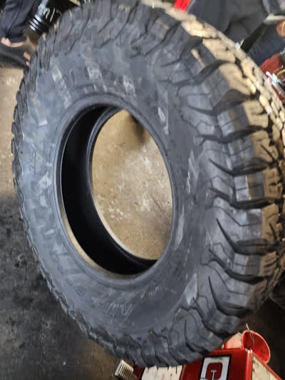 Super Discount Tires recent tire job